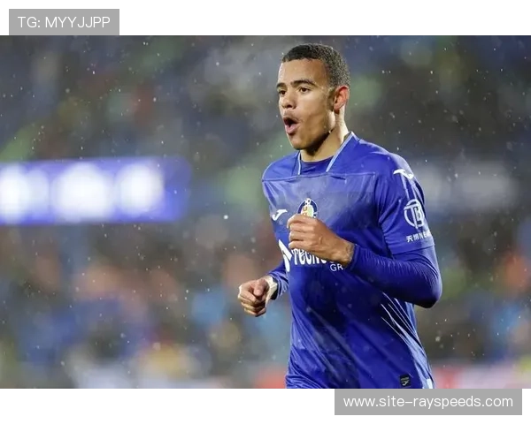 格林伍德表现引英超关注,未来去向成焦点 格林伍德表现引英超关注,未来去向成焦点