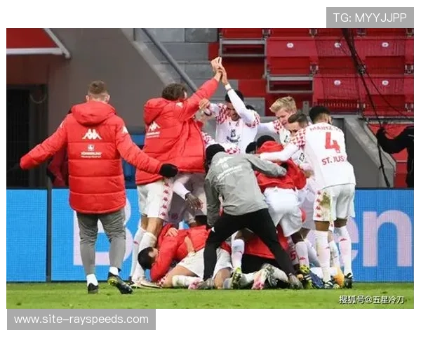 暴风雪“埃莉”袭击德国北部，德甲两场比赛被迫延期